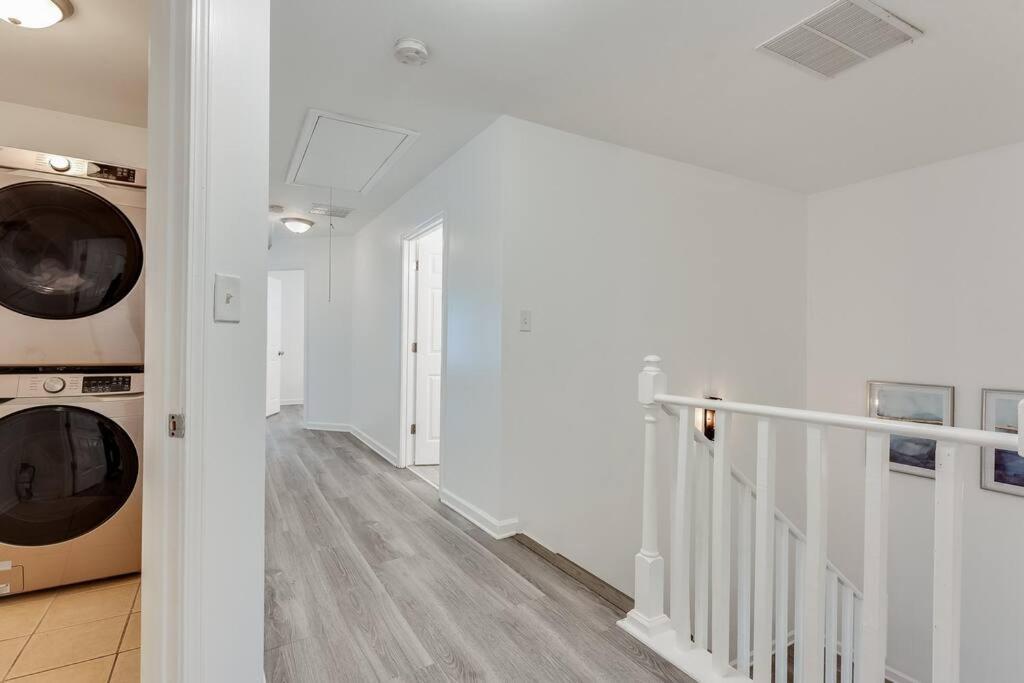Luxury Atlanta Home - Self Check-In Pet Friendly Free Parking Exterior photo