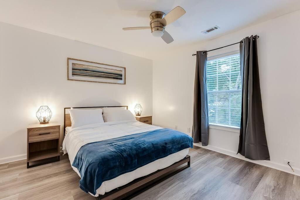 Luxury Atlanta Home - Self Check-In Pet Friendly Free Parking Exterior photo